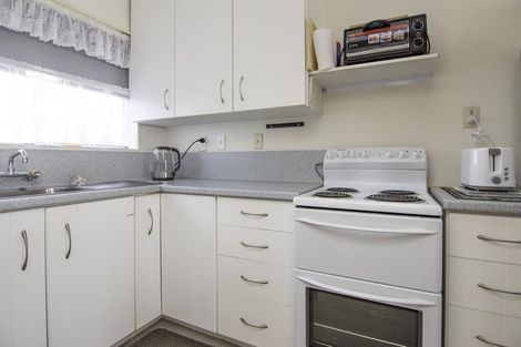 Photo of property in 8d Seaforth Avenue, Milson, Palmerston North, 4414