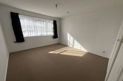 Photo of property in 3/46 Fruitvale Road, New Lynn, Auckland, 0600