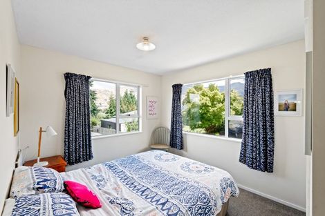 Photo of property in 8 Little Street, Wanaka, 9305