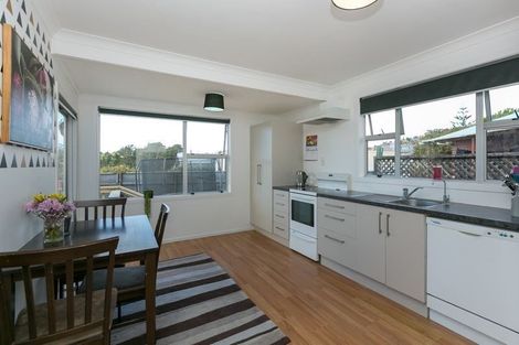 Photo of property in 52 Rosendale Avenue, Spotswood, New Plymouth, 4310