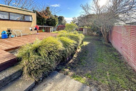 Photo of property in 37 Manuka Street, Castlecliff, Whanganui, 4501