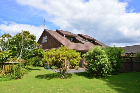 Photo of property in 48 Maygrove Drive, Orewa, 0931