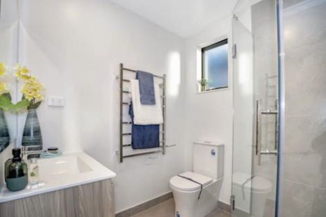 Photo of property in 14 Cherry Road, Bucklands Beach, Auckland, 2014