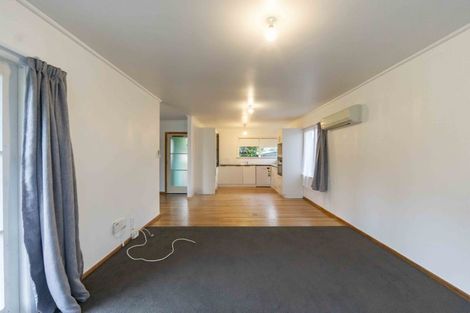 Photo of property in 2 Windsor Road, Maeroa, Hamilton, 3200