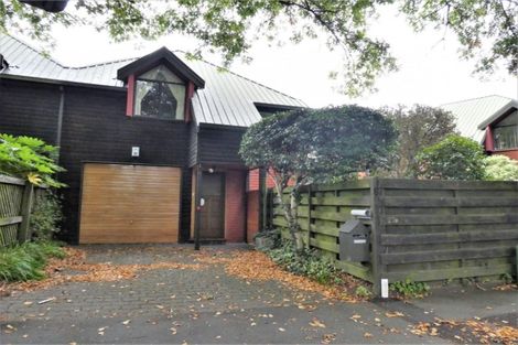 Photo of property in 27 Darvel Street, Riccarton, Christchurch, 8011
