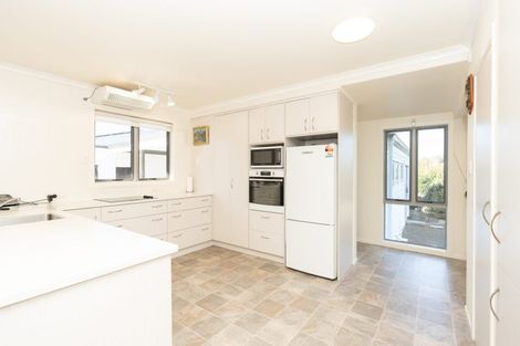 Photo of property in 733 Grove Road, Karamu, Hamilton, 3285
