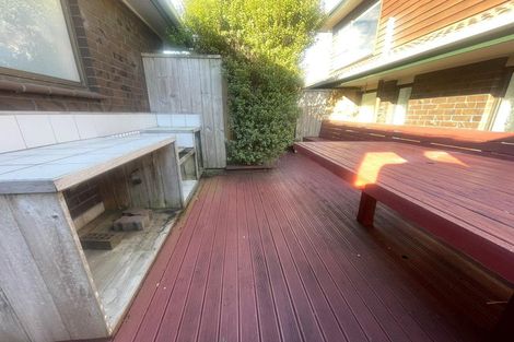Photo of property in 1/41 College Road, Northcote, Auckland, 0627