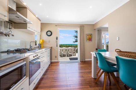 Photo of property in 53 The Esplanade, Raumati South, Paraparaumu, 5032