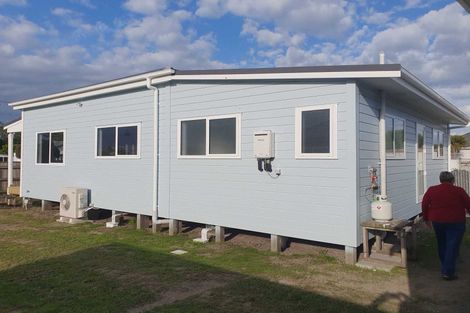 Photo of property in 36 Union Street, Foxton, 4814