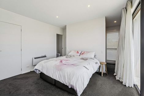 Photo of property in 19 Hackett Road, Jacks Point, Queenstown, 9371