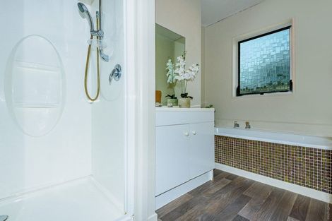 Photo of property in 80 Veitches Road, Casebrook, Christchurch, 8051