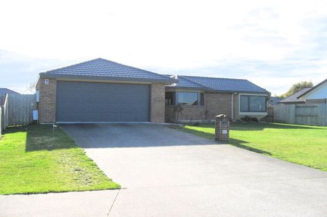 Photo of property in 38 Aldershot Place, Nawton, Hamilton, 3200