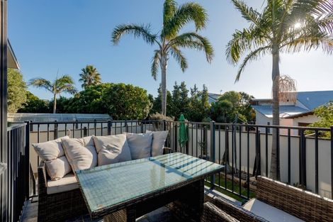 Photo of property in 283 Oceanbeach Road, Mount Maunganui, 3116