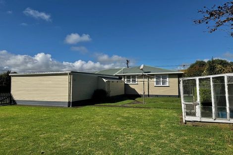Photo of property in 25 Waihi Road, Hawera, 4610