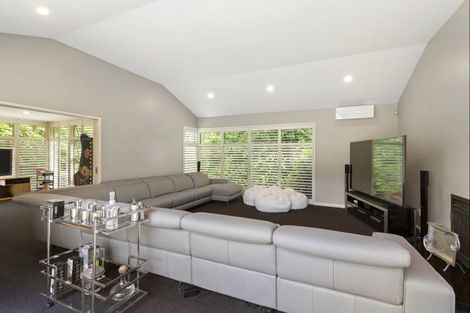 Photo of property in 14 Tiffany Close, Totara Park, Auckland, 2019