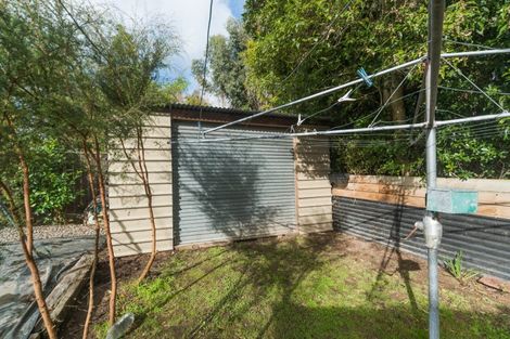 Photo of property in 16 Kowhai Street, Tokomaru, Palmerston North, 4474