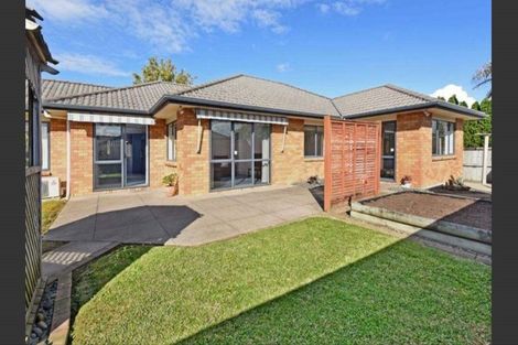 Photo of property in 23 Dairyland Drive, East Tamaki Heights, Auckland, 2016