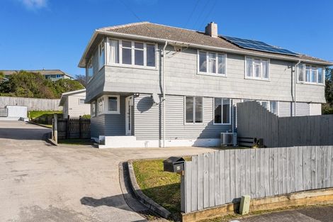 Photo of property in 60 Leicester Street, Cannons Creek, Porirua, 5024