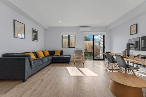 Photo of property in 9d Epping Road, Henderson, Auckland, 0610