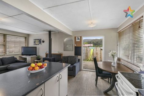 Photo of property in 3 Logie Street, Stokes Valley, Lower Hutt, 5019