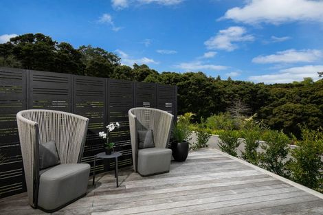 Photo of property in 351 Upper Harbour Drive, Greenhithe, Auckland, 0632