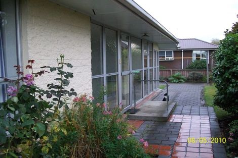 Photo of property in 23 Crofton Road, Harewood, Christchurch, 8051