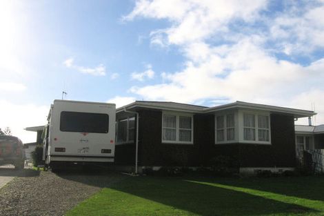 Photo of property in 55 Stephens Crescent, Highbury, Palmerston North, 4412