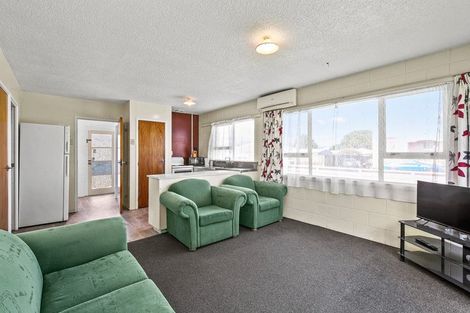 Photo of property in 1/2 Herekawe Drive, Spotswood, New Plymouth, 4310