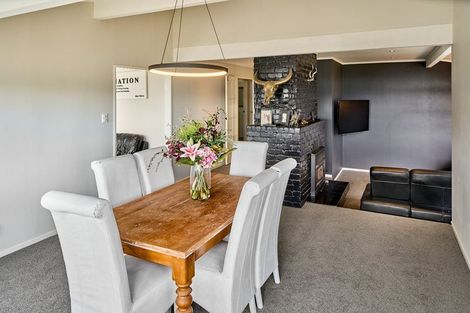 Photo of property in 25 Eskdale Road, Papakowhai, Porirua, 5024