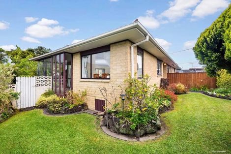 Photo of property in 3/96 Nile Road, Milford, Auckland, 0620