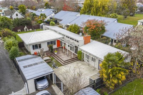 Photo of property in 182 Main North Road, Redwood, Christchurch, 8051