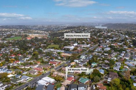 Photo of property in 5/9 Manuka Road, Bayview, Auckland, 0629