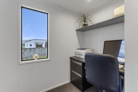 Photo of property in 10 Brendon Drive, Te Horo Beach, Otaki, 5581