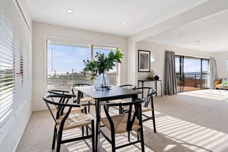 Photo of property in 1/95 Aberdeen Road, Castor Bay, Auckland, 0620