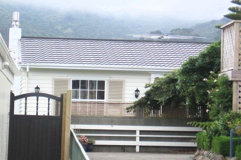 Photo of property in 42 Jubilee Road, Khandallah, Wellington, 6035