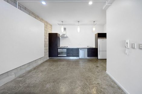 Photo of property in Mondrian Townhouses, 9/24 Hanson Street, Mount Cook, Wellington, 6021