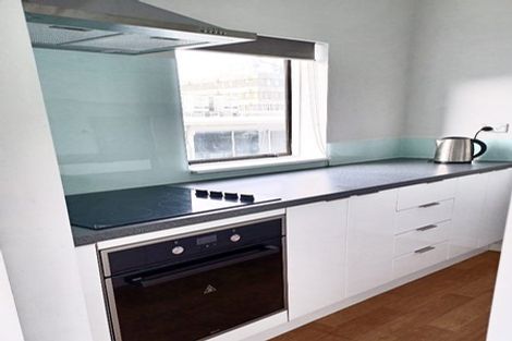 Photo of property in Hobson Court Flats, 34/70u Hobson Street, Thorndon, Wellington, 6011