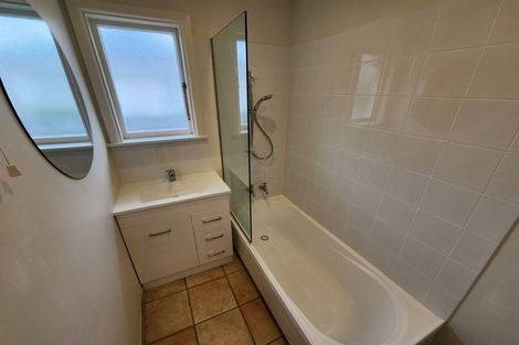 Photo of property in 176 Springs Road, Hornby, Christchurch, 8042