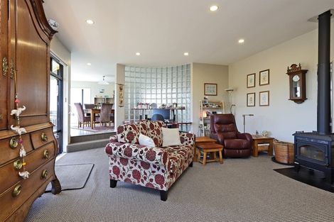 Photo of property in 49 Churchill Drive, Taradale, Napier, 4112