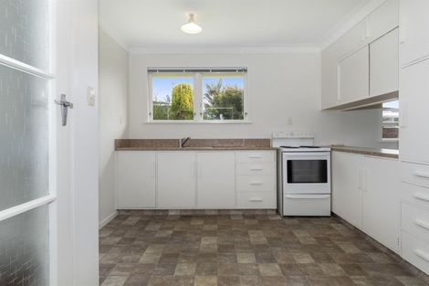 Photo of property in 2/4 Linklater Avenue, Bellevue, Tauranga, 3110