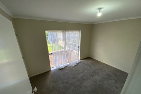 Photo of property in 18 Newbegin Place, Weymouth, Auckland, 2103