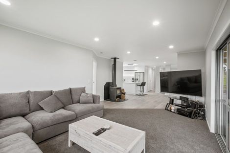 Photo of property in 350 Awai Road, Tarurutangi, New Plymouth, 4372