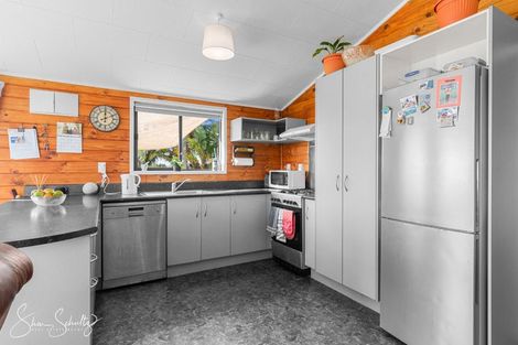 Photo of property in 104 Wearmouth Road, Paparoa, 0571