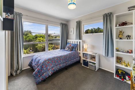 Photo of property in 13 Keats Crescent, Stoke, Nelson, 7011