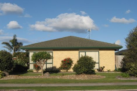 Photo of property in 112 Pacific View Road, Papamoa Beach, Papamoa, 3118