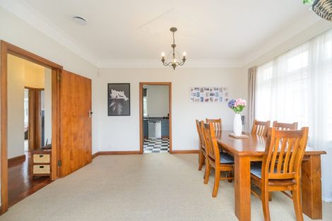 Photo of property in 24 Kauri Street, Roslyn, Palmerston North, 4414