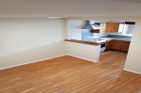 Photo of property in 99 Churton Drive, Churton Park, Wellington, 6037