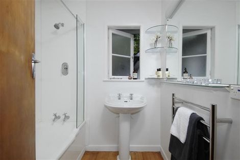 Photo of property in 51 Hart Road, Hauraki, Auckland, 0622