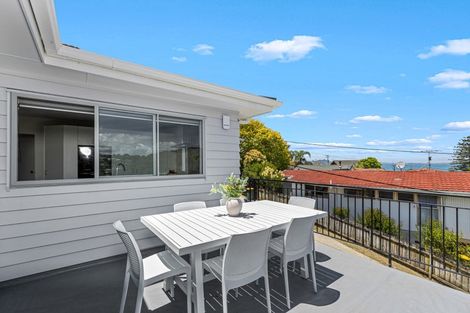 Photo of property in 525 Beach Road, Murrays Bay, Auckland, 0630