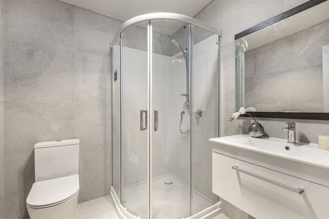 Photo of property in 64 Lemnos Place, Titirangi, Auckland, 0604